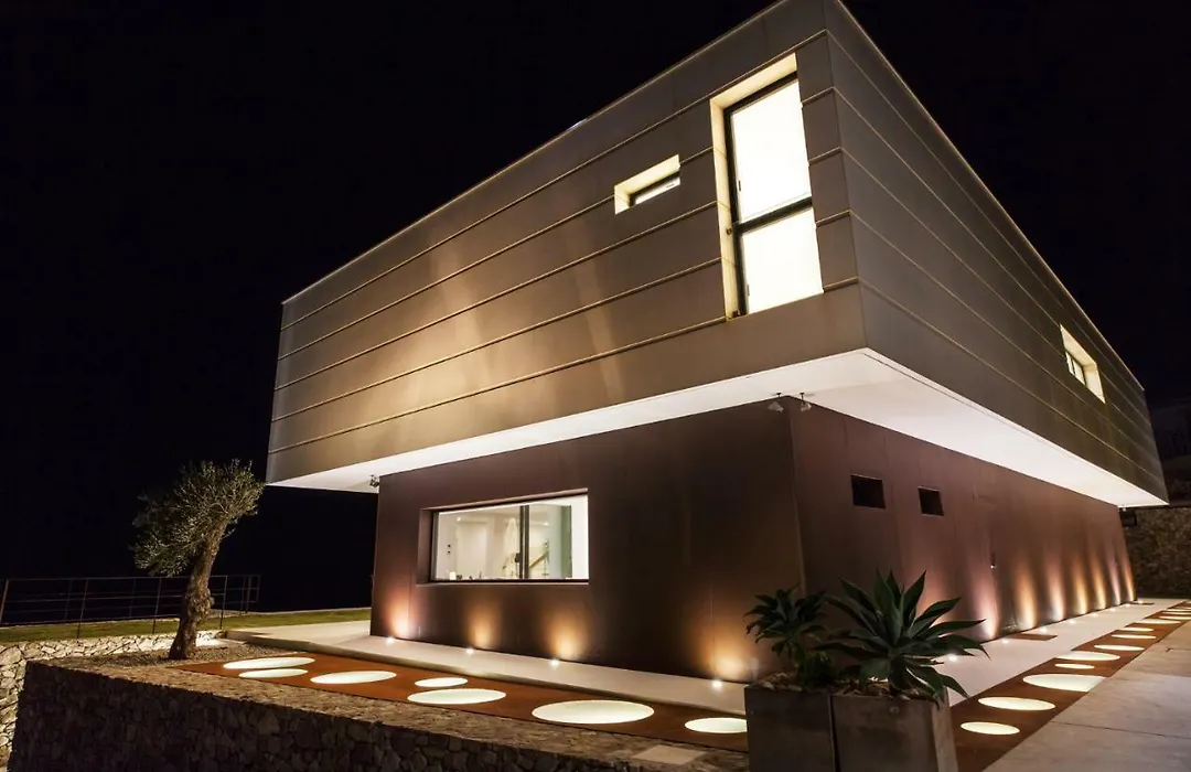 Villa Alkaram de lujo con vistas panorámicas al mar-1